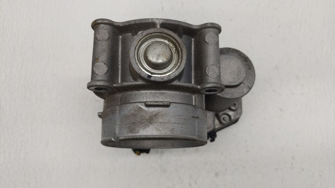 2013-2019 Ford Escape Throttle Body P/N:DS7E-9F991-AK DS7E-9F991-AD Fits Fits 2013 2014 2015 2016 2017 2018 2019 2020 OEM Us