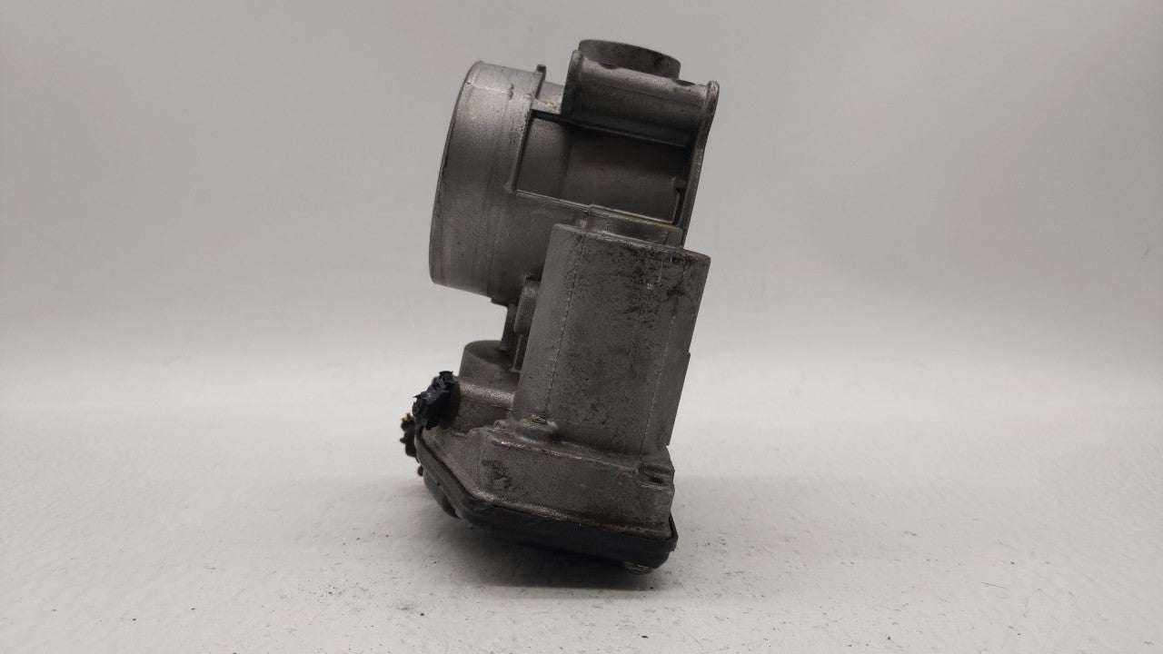2013-2019 Ford Escape Throttle Body P/N:DS7E-9F991-AK DS7E-9F991-AD Fits Fits 2013 2014 2015 2016 2017 2018 2019 2020 OEM Us