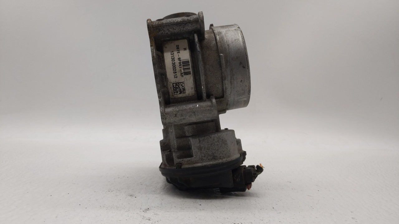 2013-2019 Ford Escape Throttle Body P/N:DS7E-9F991-AK DS7E-9F991-AD Fits Fits 2013 2014 2015 2016 2017 2018 2019 2020 OEM Us