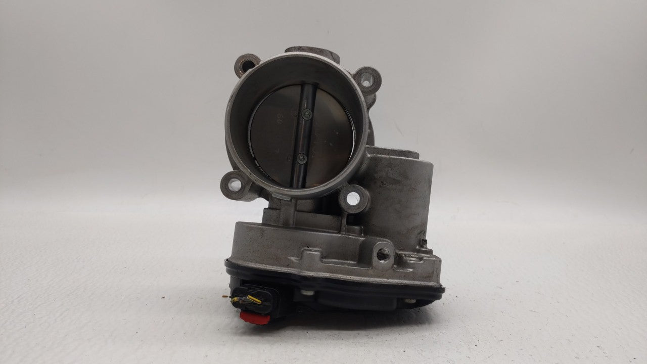 2013-2019 Ford Escape Throttle Body P/N:DS7E-9F991-AK DS7E-9F991-AD Fits Fits 2013 2014 2015 2016 2017 2018 2019 2020 OEM Us