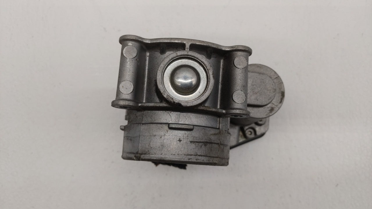 2013-2019 Ford Escape Throttle Body P/N:DS7E-9F991-AK DS7E-9F991-AD Fits Fits 2013 2014 2015 2016 2017 2018 2019 2020 OEM Us