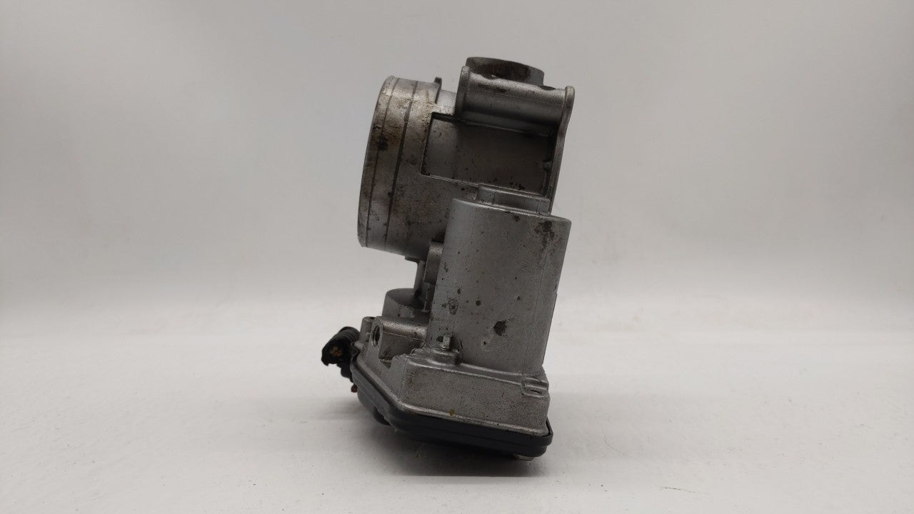 2013-2019 Ford Escape Throttle Body P/N:DS7E-9F991-AK DS7E-9F991-AD Fits Fits 2013 2014 2015 2016 2017 2018 2019 2020 OEM Us