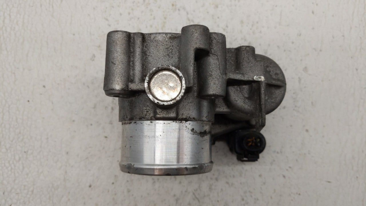 2013-2016 Ford Escape Throttle Body P/N:0 280 750 535 7S7G-9F991-CA Fits Fits 2013 2014 2015 2016 2017 2018 2019 OEM Used Au