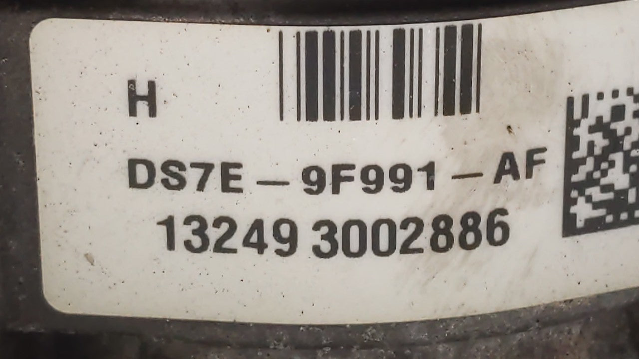 2013-2019 Ford Escape Throttle Body P/N:DS7E-9F991-AK DS7E-9F991-AD Fits Fits 2013 2014 2015 2016 2017 2018 2019 2020 OEM Us