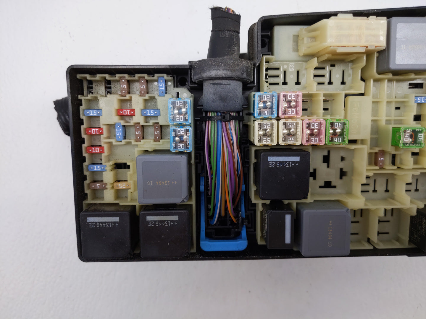 2013-2016 Ford Escape Fusebox Fuse Box Panel Relay Module P/N:AV6T-14A142-AB AV6T-14A067-AD Fits Fits 2013 2014 2015 2016 OE