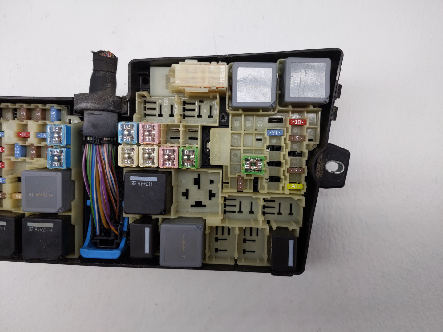 2013-2016 Ford Escape Fusebox Fuse Box Panel Relay Module P/N:AV6T-14A142-AB AV6T-14A067-AD Fits Fits 2013 2014 2015 2016 OE