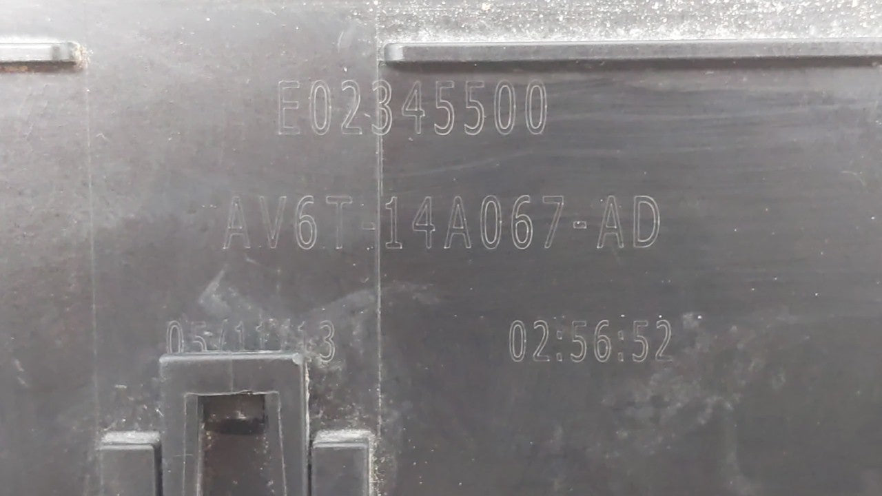 2013-2016 Ford Escape Fusebox Fuse Box Panel Relay Module P/N:AV6T-14A142-AB AV6T-14A067-AD Fits Fits 2013 2014 2015 2016 OE