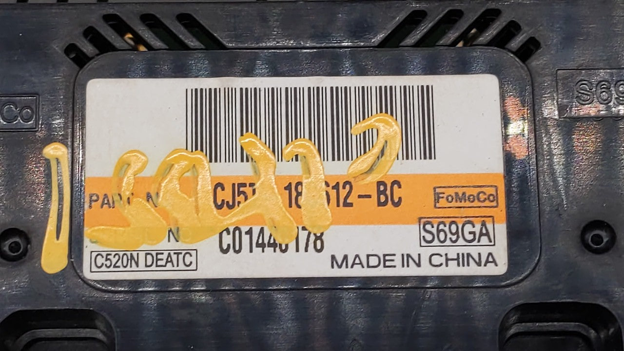 2013-2015 Ford Escape Climate Control Module Temperature AC/Heater Replacement P/N:CJ5T-18C612-BA CJ5T-18C612-BC Fits OEM Us