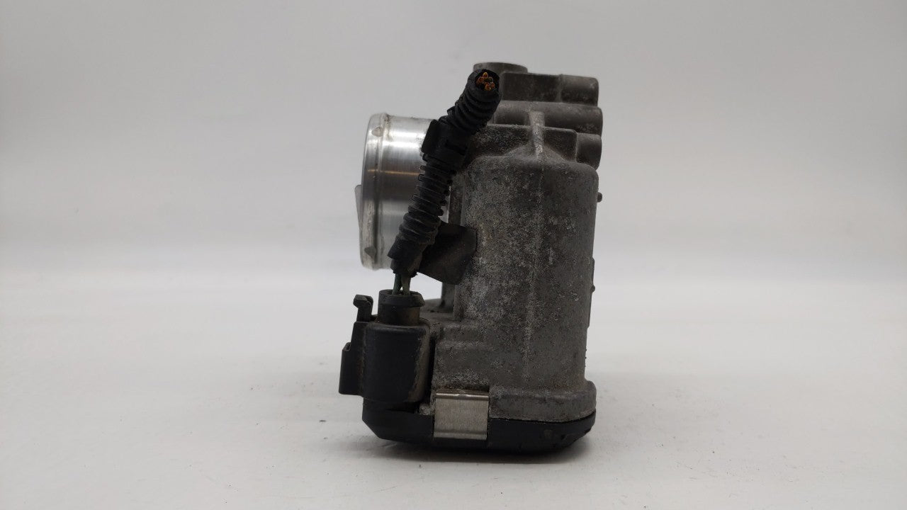 2013-2016 Ford Escape Throttle Body P/N:0 280 750 535 7S7G-9F991-CA Fits Fits 2013 2014 2015 2016 2017 2018 2019 OEM Used Au