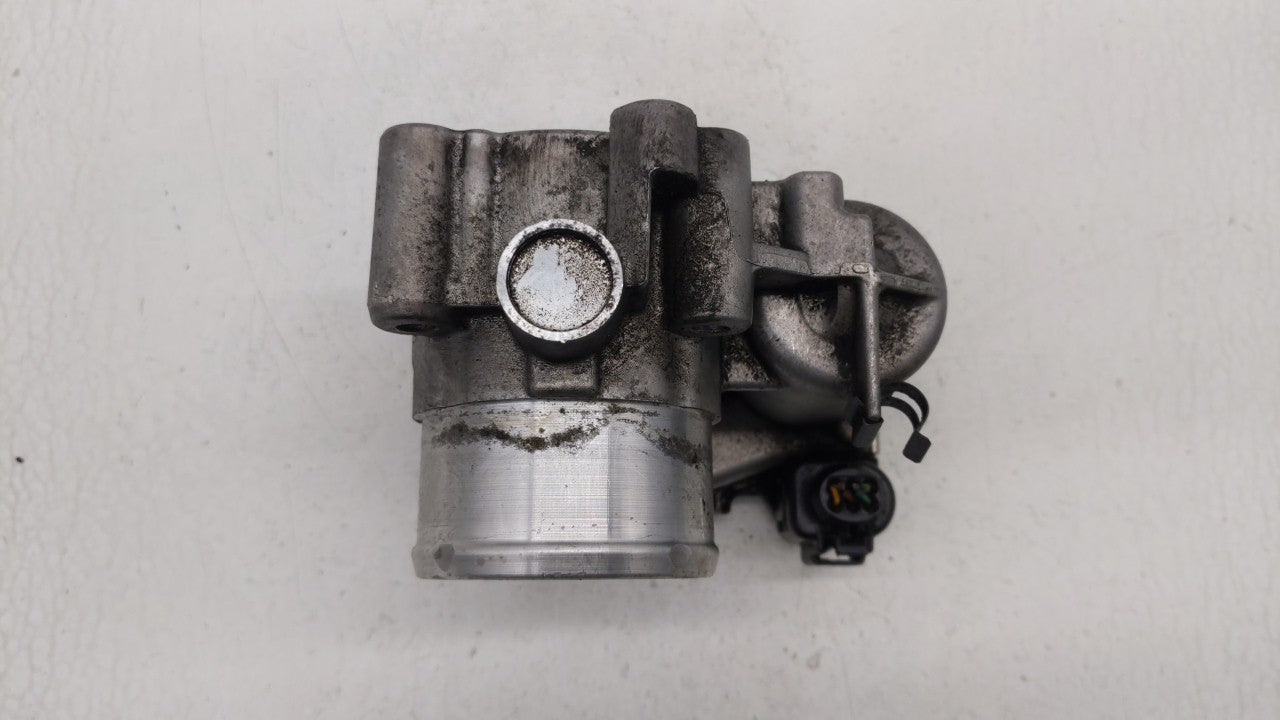 2013-2016 Ford Escape Throttle Body P/N:0 280 750 535 7S7G-9F991-CA Fits Fits 2013 2014 2015 2016 2017 2018 2019 OEM Used Au