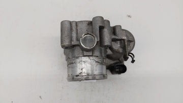 2013-2016 Ford Escape Throttle Body P/N:0 280 750 535 7S7G-9F991-CA Fits Fits 2013 2014 2015 2016 2017 2018 2019 OEM Used Auto Parts