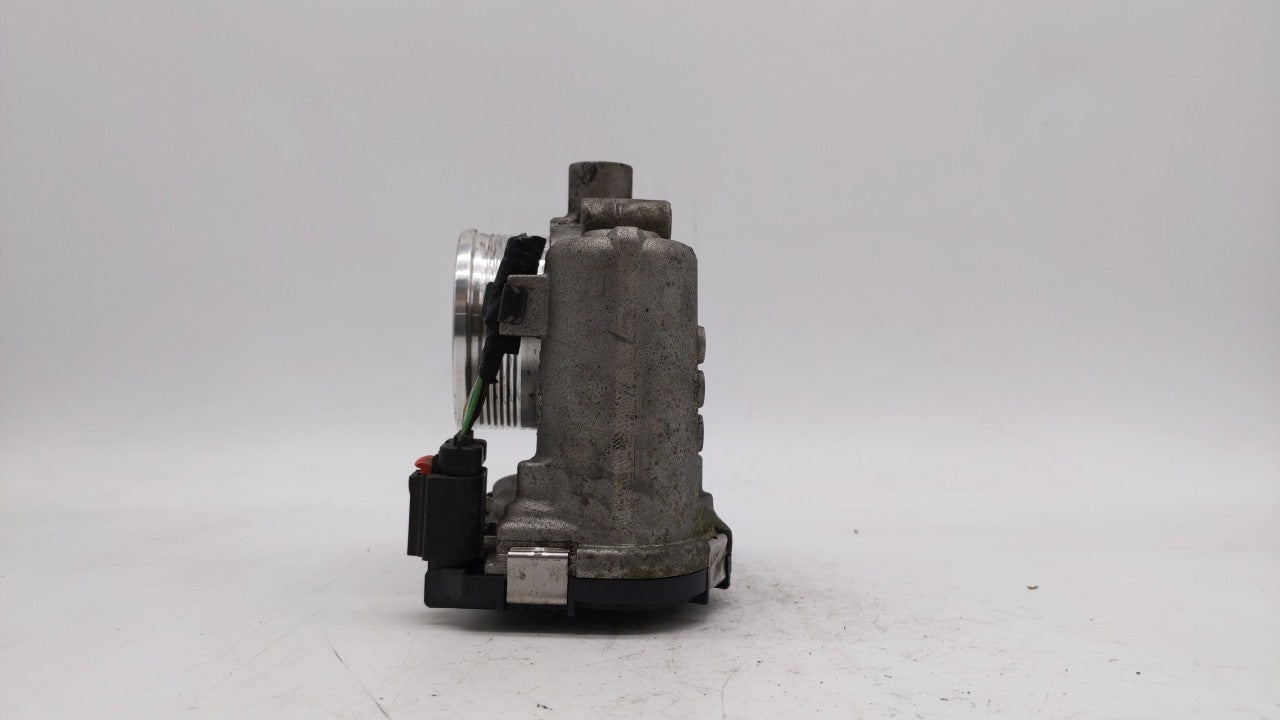 2013-2016 Ford Escape Throttle Body P/N:CM5E-9F991-AD CM5E-9F991-AC Fits Fits 2012 2013 2014 2015 2016 2017 OEM Used Auto Pa