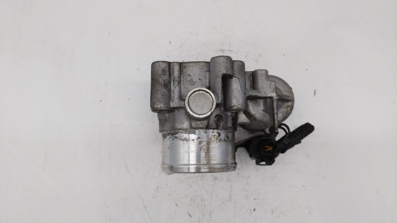 2013-2016 Ford Escape Throttle Body P/N:0 280 750 535 7S7G-9F991-CA Fits Fits 2013 2014 2015 2016 2017 2018 2019 OEM Used Au