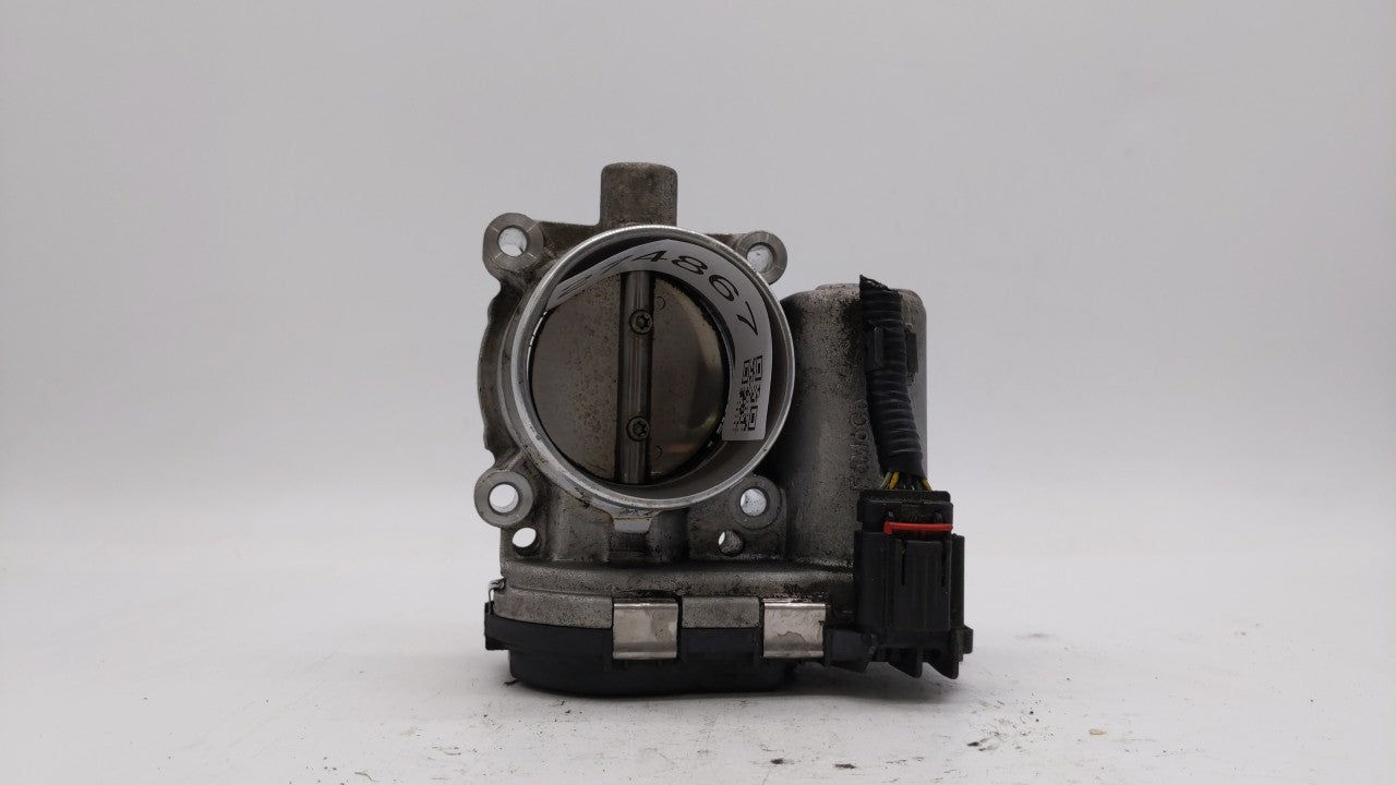 2013-2016 Ford Escape Throttle Body P/N:CM5E-9F991-AD CM5E-9F991-AC Fits Fits 2012 2013 2014 2015 2016 2017 OEM Used Auto Pa