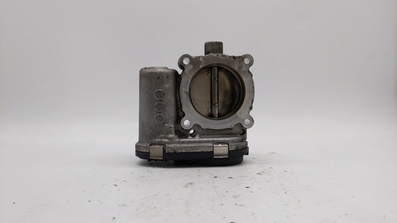 2013-2016 Ford Escape Throttle Body P/N:CM5E-9F991-AD CM5E-9F991-AC Fits Fits 2012 2013 2014 2015 2016 2017 OEM Used Auto Pa