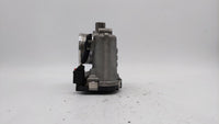 2013-2016 Ford Escape Throttle Body P/N:CM5E-9F991-AD CM5E-9F991-AC Fits Fits 2012 2013 2014 2015 2016 2017 OEM Used Auto Pa