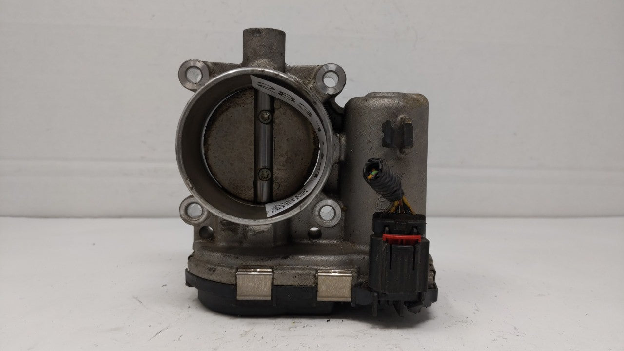 2013-2016 Ford Escape Throttle Body P/N:CM5E-9F991-AD CM5E-9F991-AC Fits Fits 2012 2013 2014 2015 2016 2017 OEM Used Auto Pa