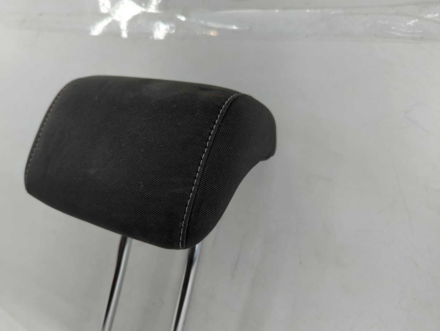 2013-2015 Ford Escape Headrest Head Rest Rear Center Seat Fits Fits 2013 2014 2015 OEM Used Auto Parts - Oemusedautoparts1.c