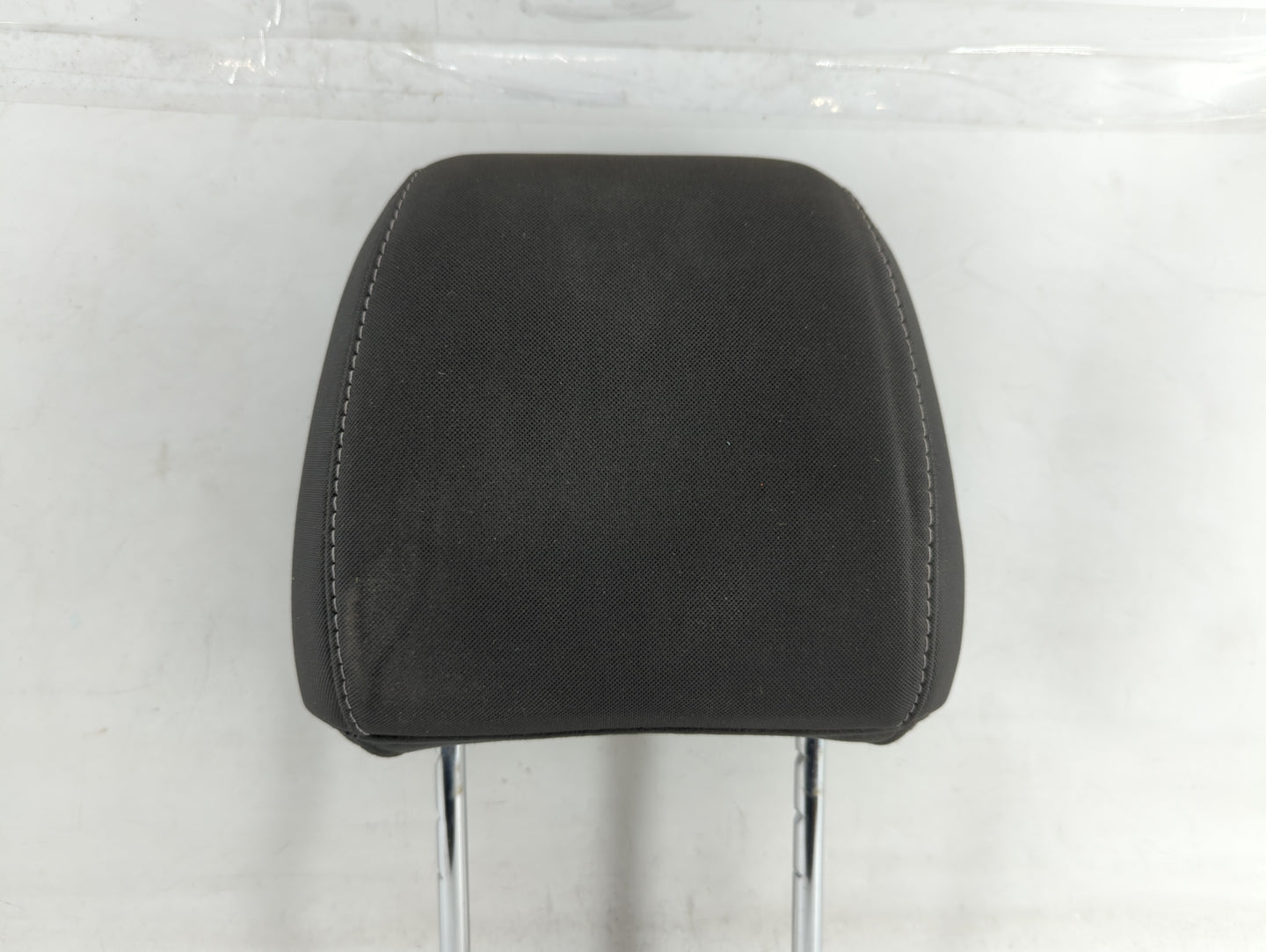 2013-2015 Ford Escape Headrest Head Rest Front Driver Passenger Seat Fits Fits 2013 2014 2015 OEM Used Auto Parts - Oemuseda