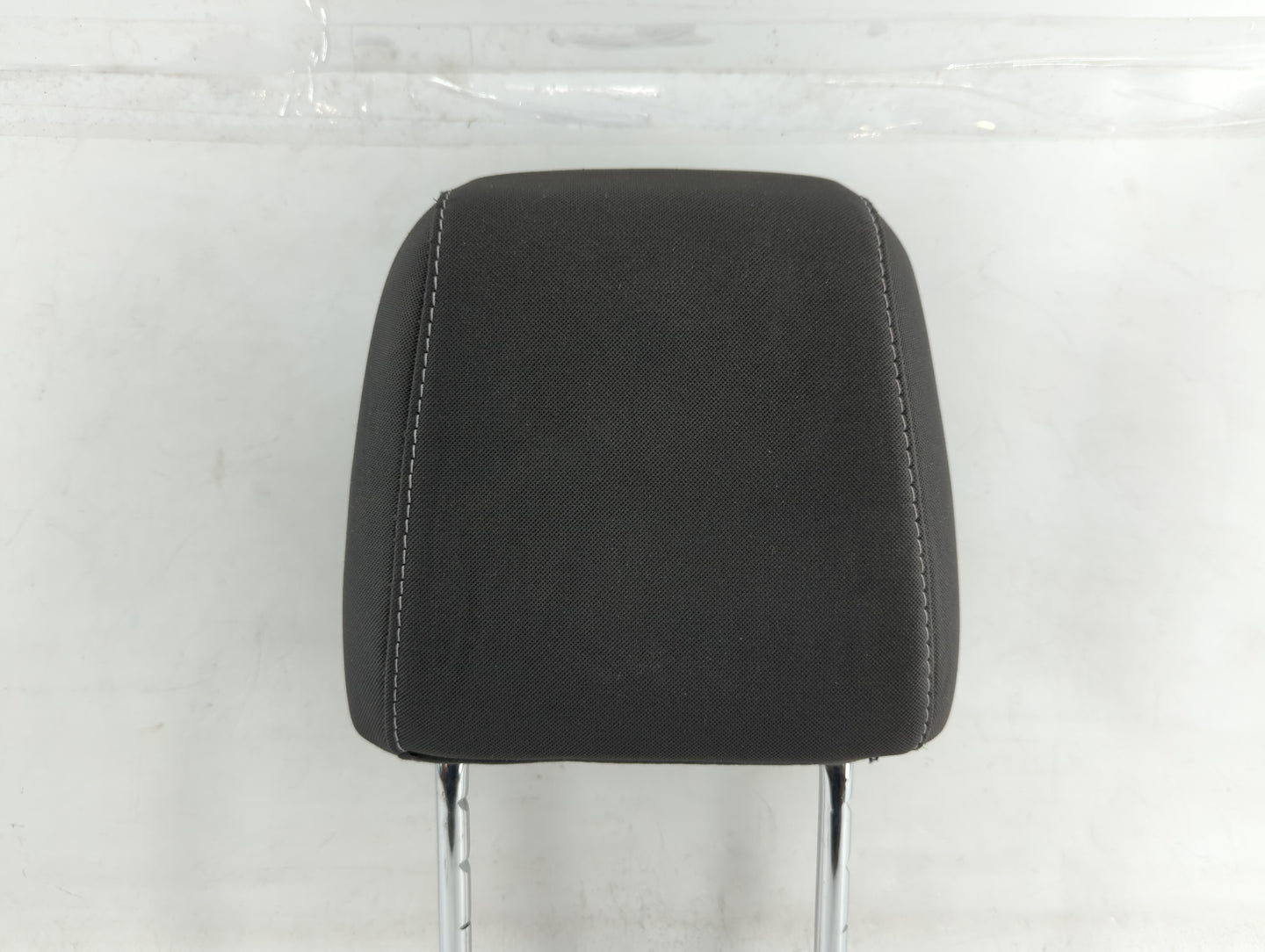 2013-2015 Ford Escape Headrest Head Rest Front Driver Passenger Seat Fits Fits 2013 2014 2015 OEM Used Auto Parts - Oemuseda