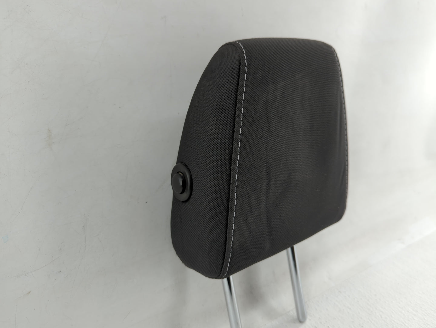 2014-2015 Ford Escape Headrest Head Rest Front Driver Passenger Seat Fits Fits 2014 2015 OEM Used Auto Parts - Oemusedautopa