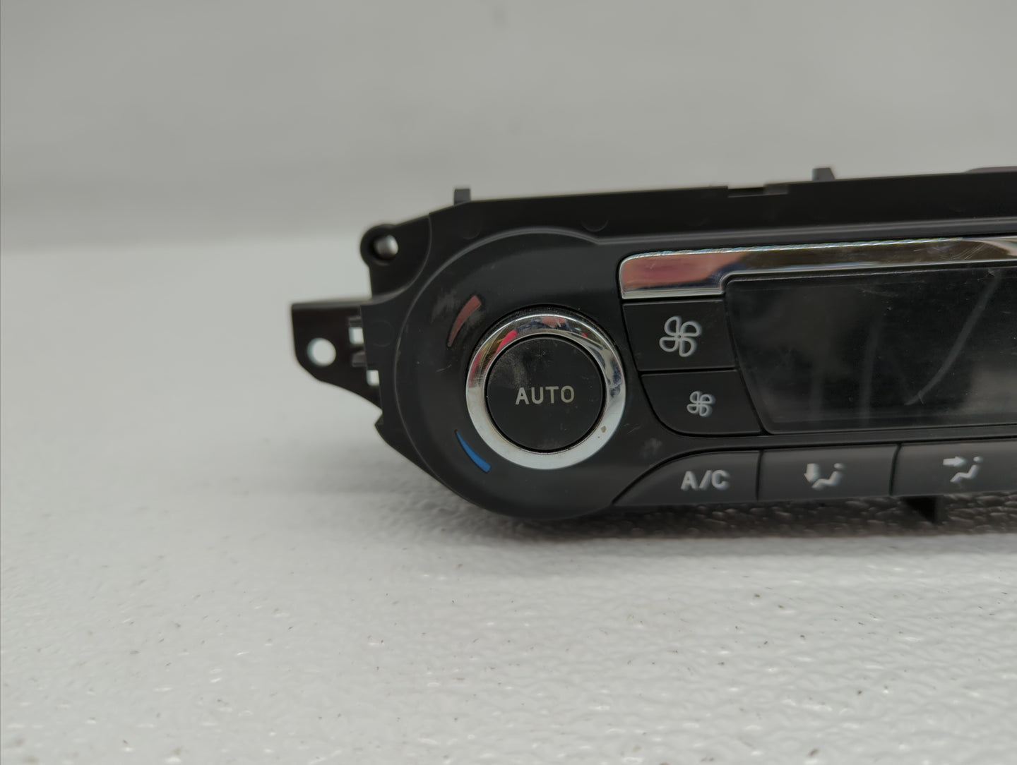2013-2015 Ford Escape Climate Control Module Temperature AC/Heater Replacement P/N:CJ5T-18C612-AE CJ5T-18C612-BA Fits OEM Us