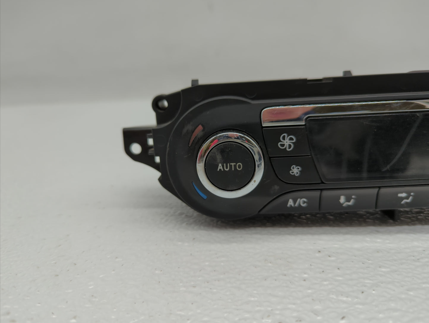 2013-2015 Ford Escape Climate Control Module Temperature AC/Heater Replacement P/N:CJ5T-18C612-AE CJ5T-18C612-BA Fits OEM Us