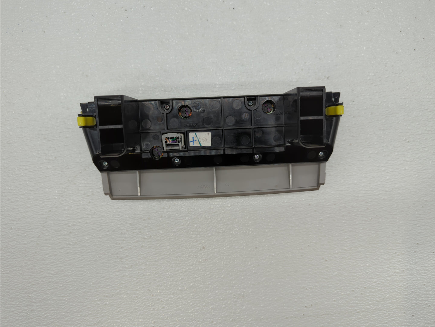 2013-2015 Ford Escape Climate Control Module Temperature AC/Heater Replacement P/N:CJ5T-18C612-BA CJ5T-18C612-BC Fits OEM Us