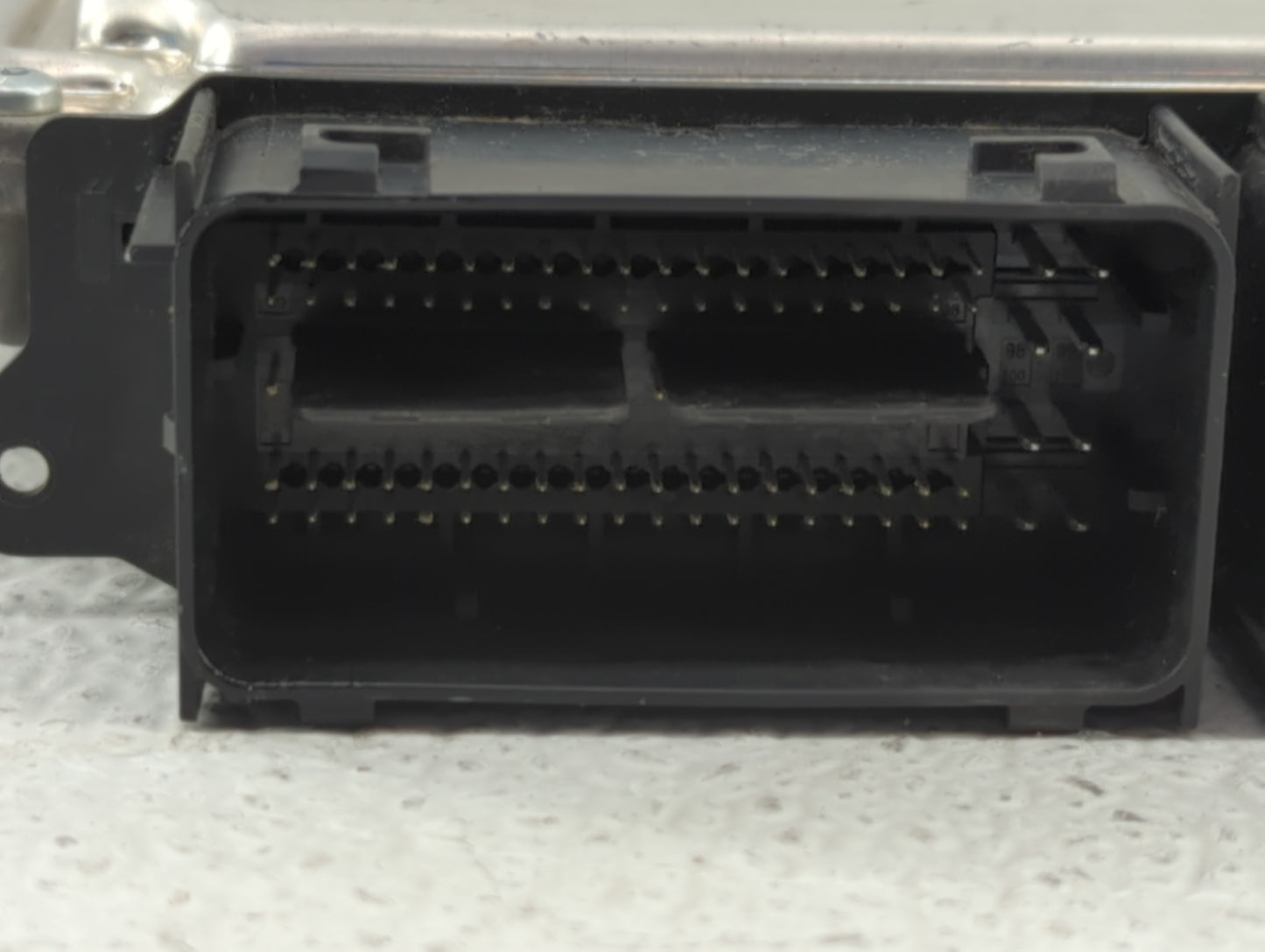 2013-2015 Ford Escape PCM Engine Control Computer ECU ECM PCU OEM P/N:DJ5A-12A650-ABB FJ5A-12A650-DC Fits Fits 2013 2014 201