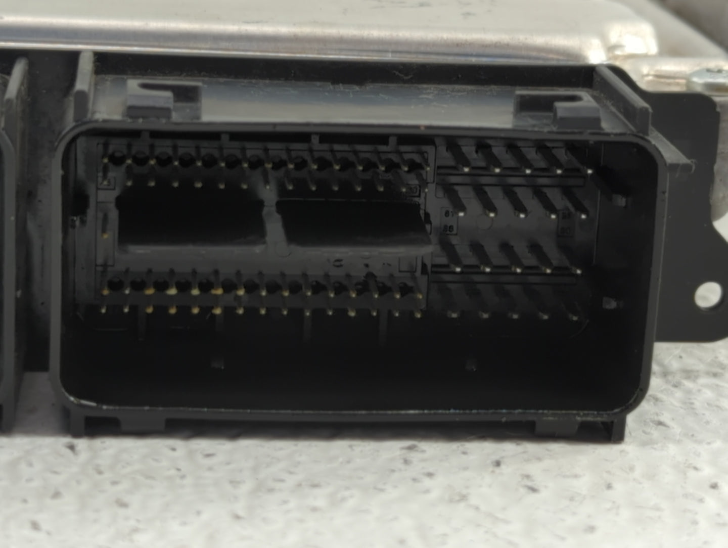 2013-2015 Ford Escape PCM Engine Control Computer ECU ECM PCU OEM P/N:DJ5A-12A650-ABB FJ5A-12A650-DC Fits Fits 2013 2014 201