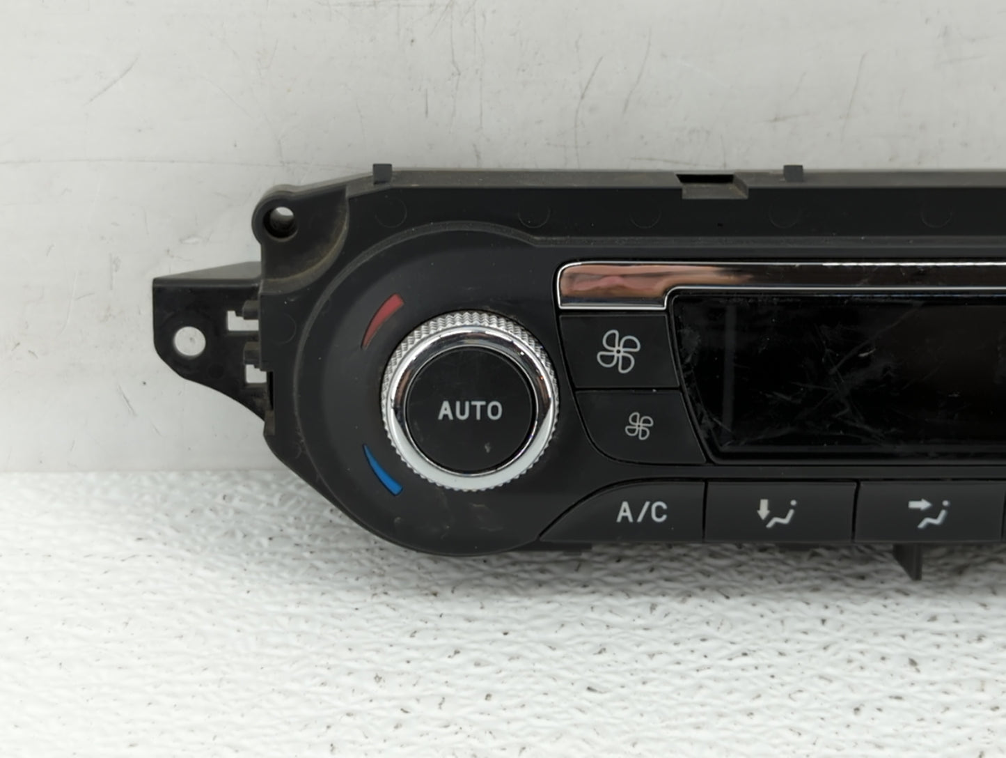 2013-2015 Ford Escape Climate Control Module Temperature AC/Heater Replacement P/N:CJ5T-18C612-BA CJ5T-18C612-BC Fits OEM Us