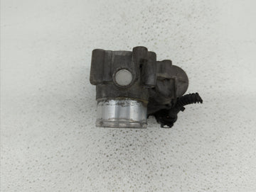 2013-2016 Ford Escape Throttle Body P/N:0 280 750 535 7S7G-9F991-CA Fits Fits 2013 2014 2015 2016 2017 2018 2019 OEM Used Auto Parts