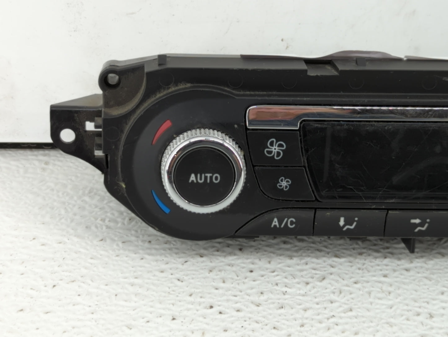 2013-2015 Ford Escape Climate Control Module Temperature AC/Heater Replacement P/N:CJ5T-18C612-BC CJ5T-18C612-BA Fits OEM Us
