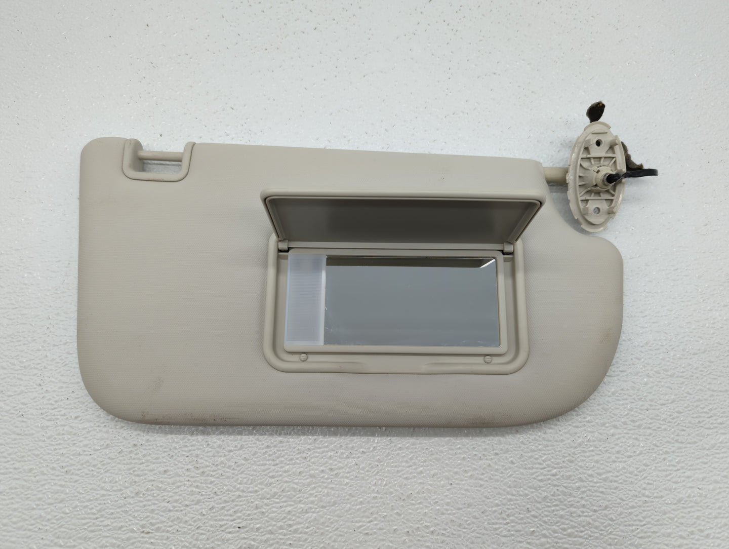 2013-2019 Ford Escape Sun Visor Shade Replacement Passenger Right Mirror Fits Fits 2013 2014 2015 2016 2017 2018 2019 OEM Us