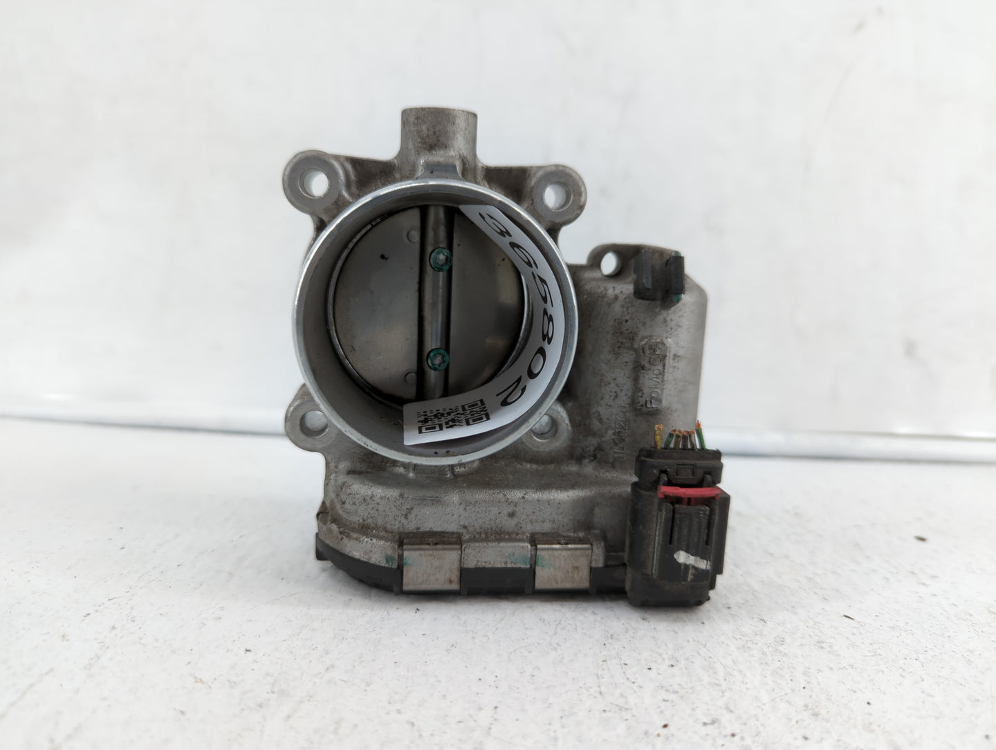 2017-2019 Ford Escape Throttle Body P/N:0 280 750 566 DS7E-9F991-BB Fits Fits 2014 2015 2016 2017 2018 2019 OEM Used Auto Pa