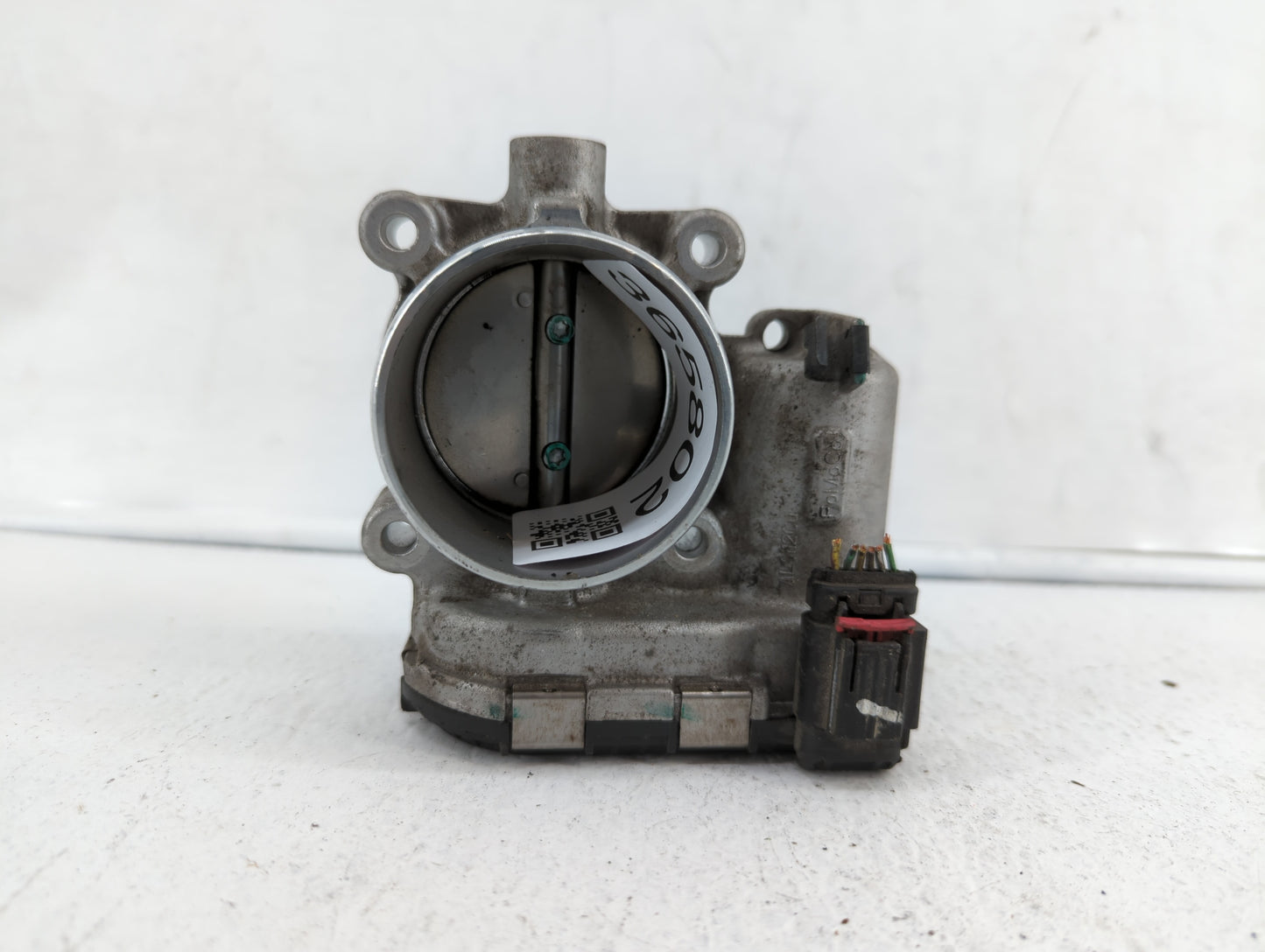2017-2019 Ford Escape Throttle Body P/N:0 280 750 566 DS7E-9F991-BB Fits Fits 2014 2015 2016 2017 2018 2019 OEM Used Auto Pa