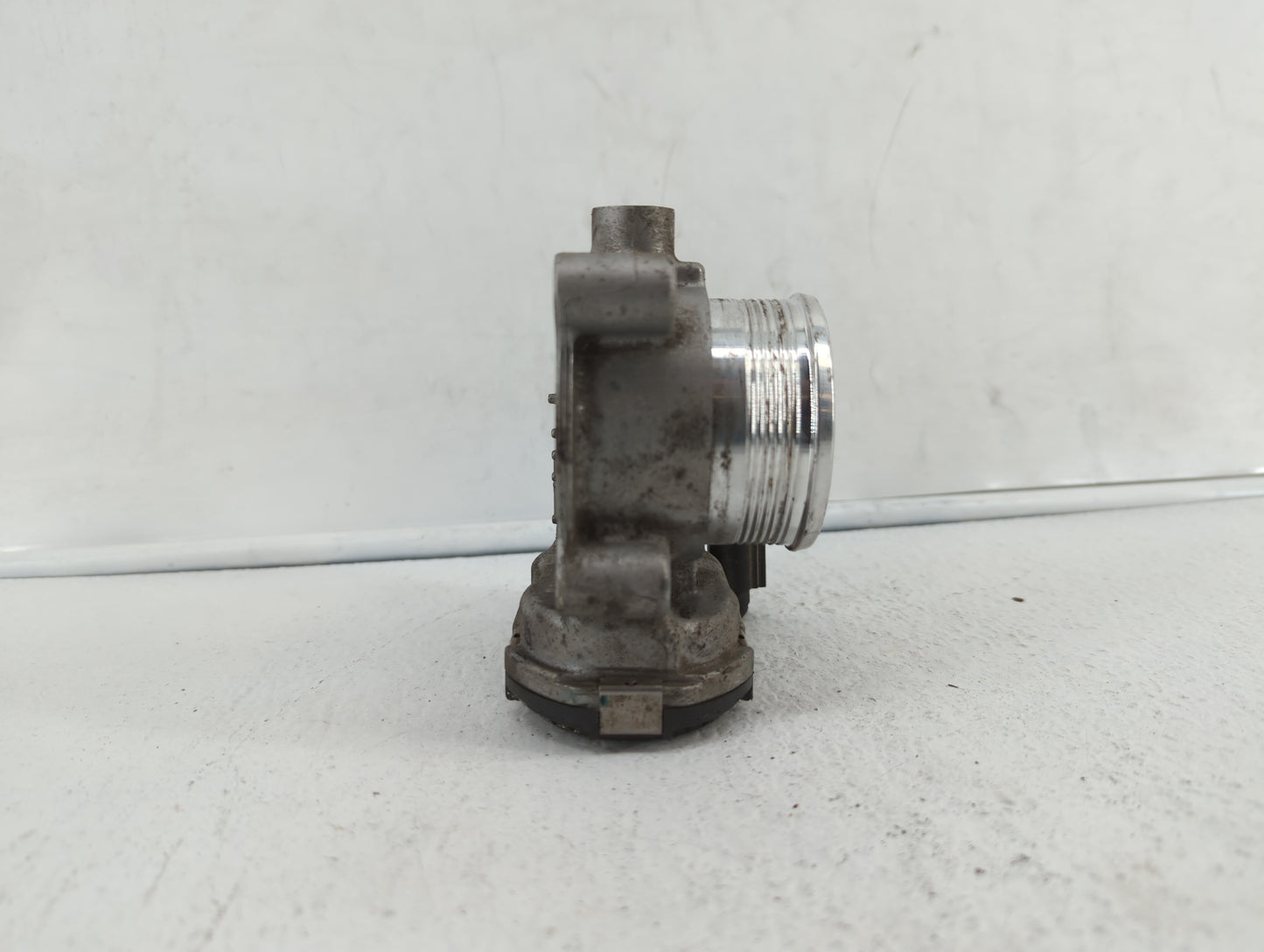 2017-2019 Ford Escape Throttle Body P/N:0 280 750 566 DS7E-9F991-BB Fits Fits 2014 2015 2016 2017 2018 2019 OEM Used Auto Pa