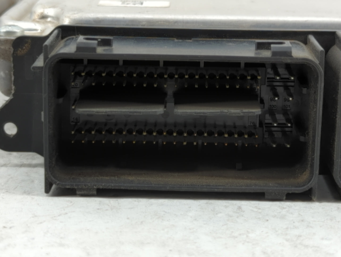 2013-2015 Ford Escape PCM Engine Control Computer ECU ECM PCU OEM P/N:FJ5A-12A650-DD FJ5A-12A650-ED Fits Fits 2013 2014 2015