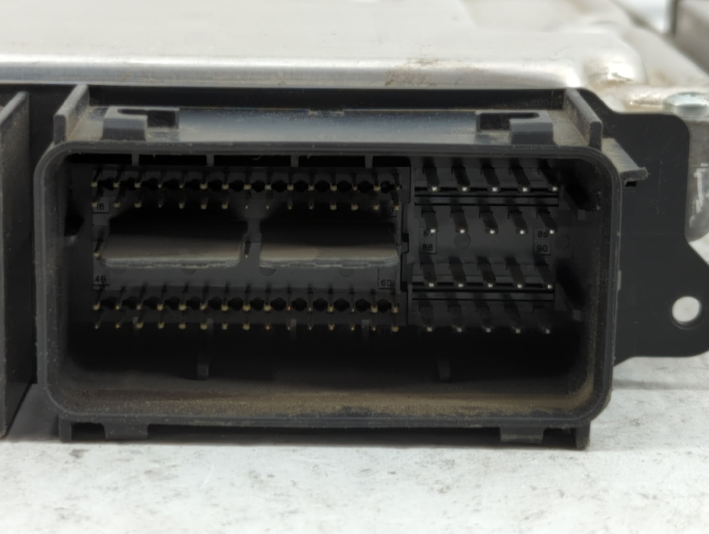 2013-2015 Ford Escape PCM Engine Control Computer ECU ECM PCU OEM P/N:FJ5A-12A650-DD FJ5A-12A650-ED Fits Fits 2013 2014 2015