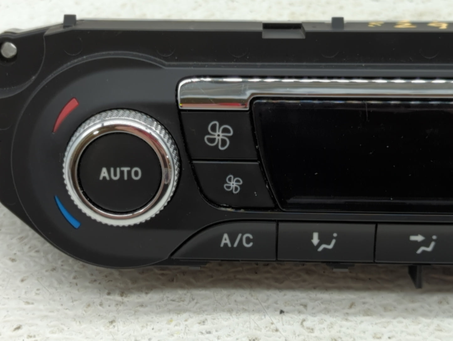 2013-2015 Ford Escape Climate Control Module Temperature AC/Heater Replacement P/N:CJ5T-18C612-AE CJ5T-18C612-BC Fits OEM Us