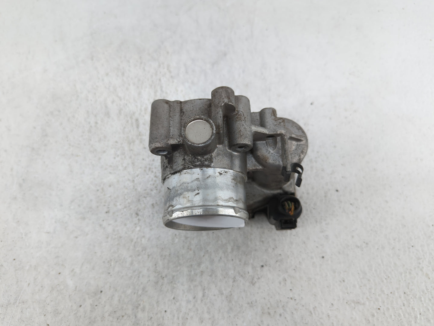 2013-2016 Ford Escape Throttle Body P/N:7S7G-9F991-CA Fits Fits 2013 2014 2015 2016 2017 2018 2019 OEM Used Auto Parts - Oem