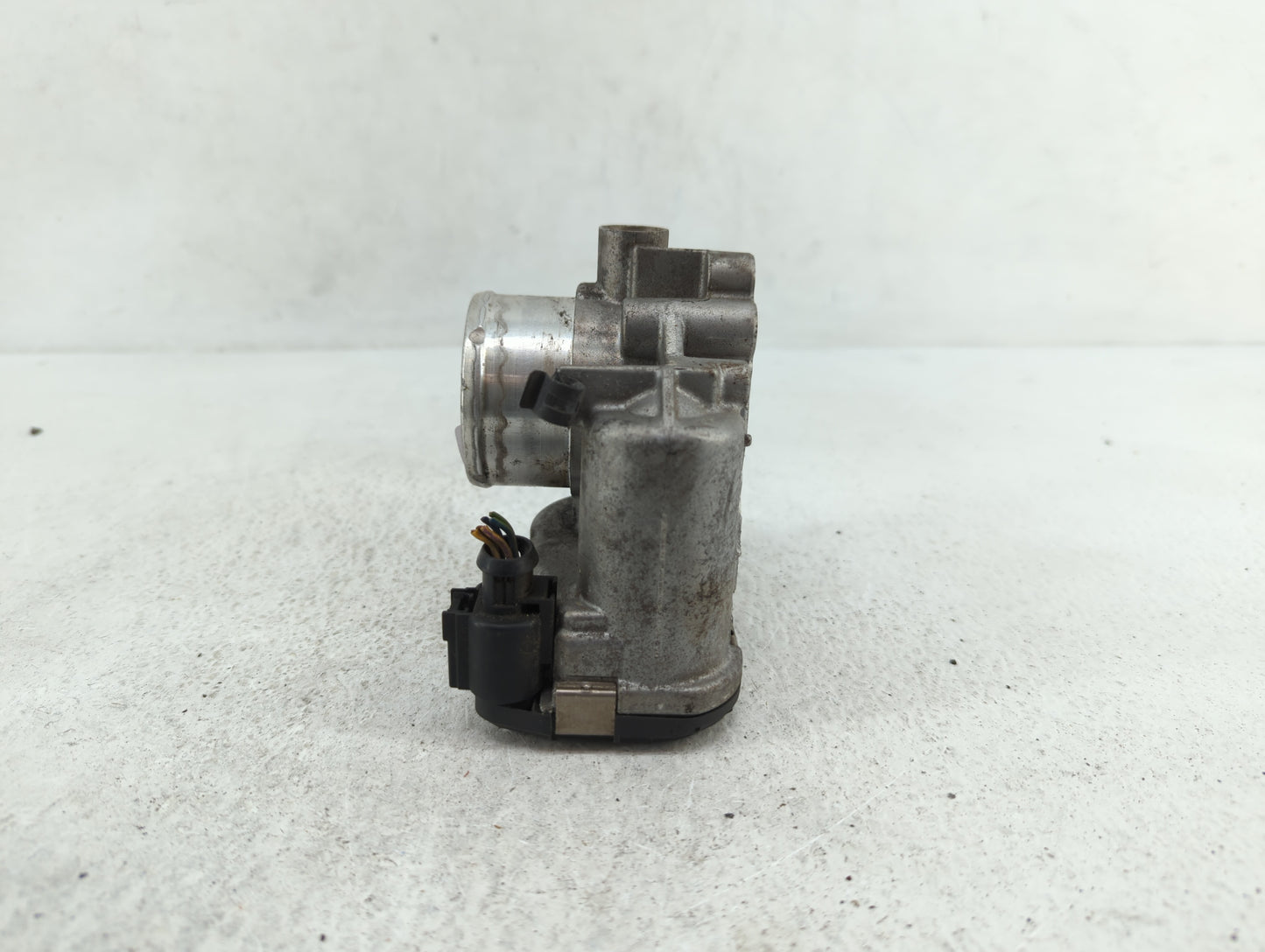 2013-2016 Ford Escape Throttle Body P/N:7S7G-9F991-CA Fits Fits 2013 2014 2015 2016 2017 2018 2019 OEM Used Auto Parts - Oem