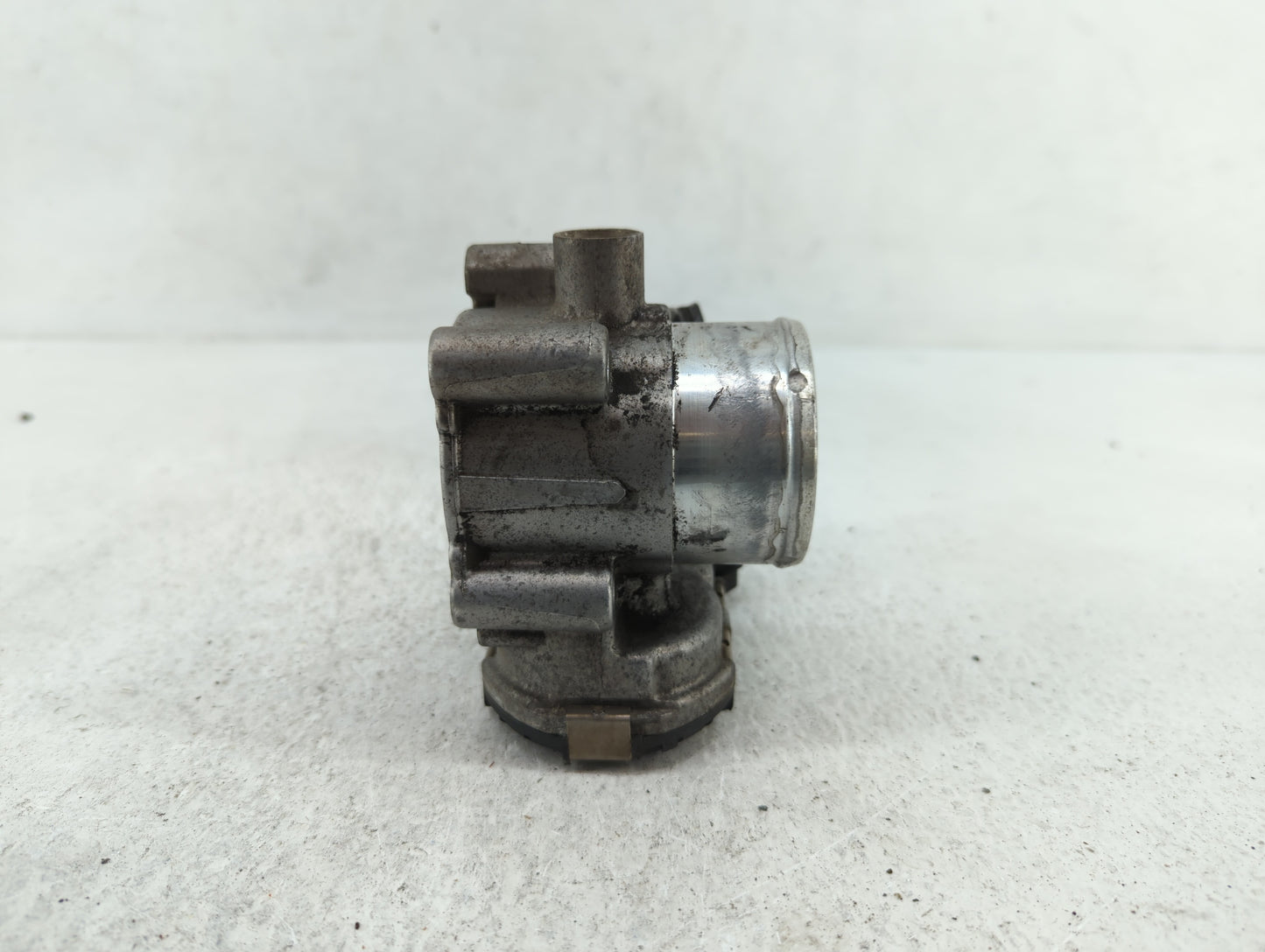2013-2016 Ford Escape Throttle Body P/N:7S7G-9F991-CA Fits Fits 2013 2014 2015 2016 2017 2018 2019 OEM Used Auto Parts - Oem