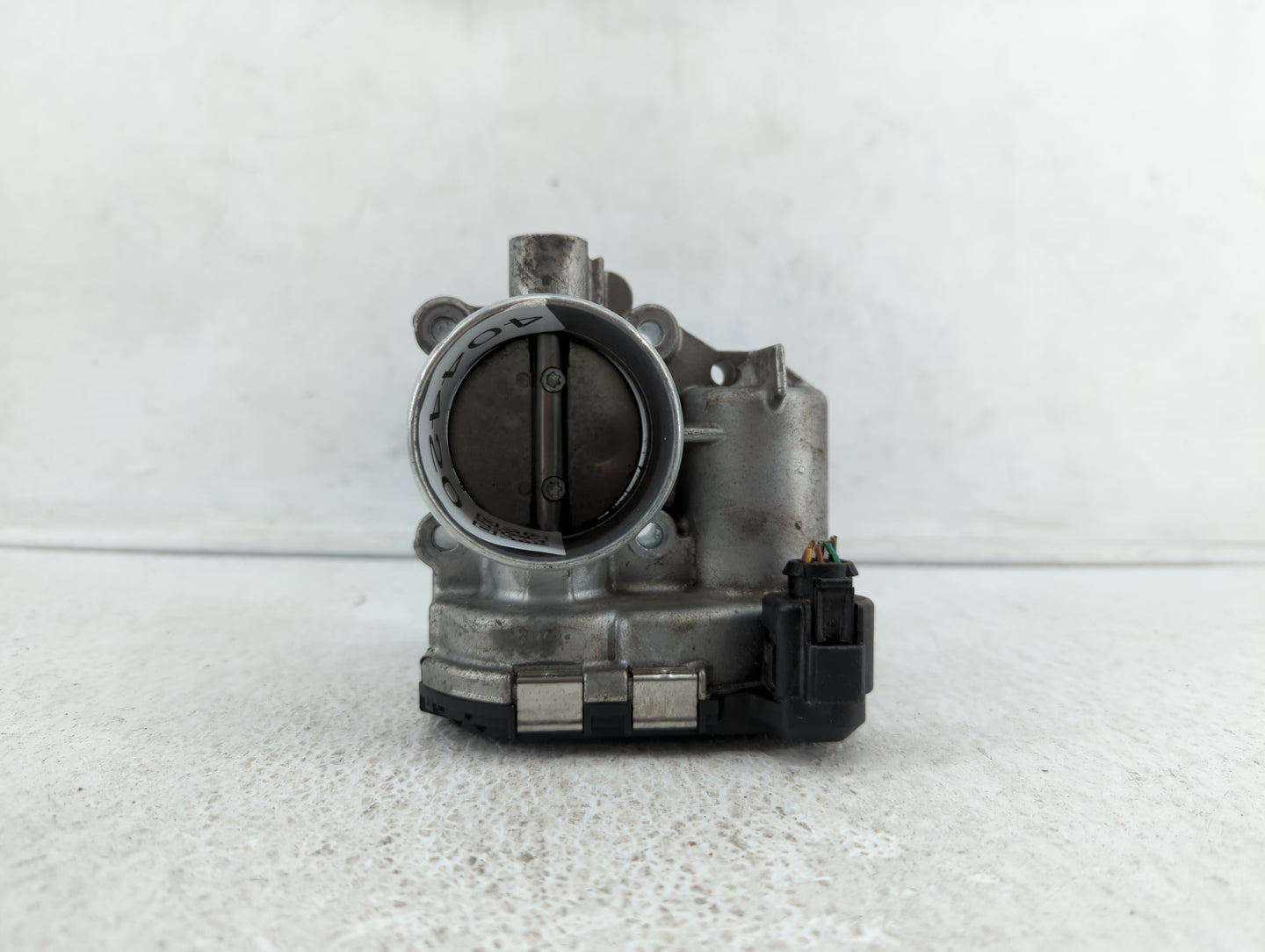 2013-2016 Ford Escape Throttle Body P/N:7S7G-9F991-CA Fits Fits 2013 2014 2015 2016 2017 2018 2019 OEM Used Auto Parts - Oem