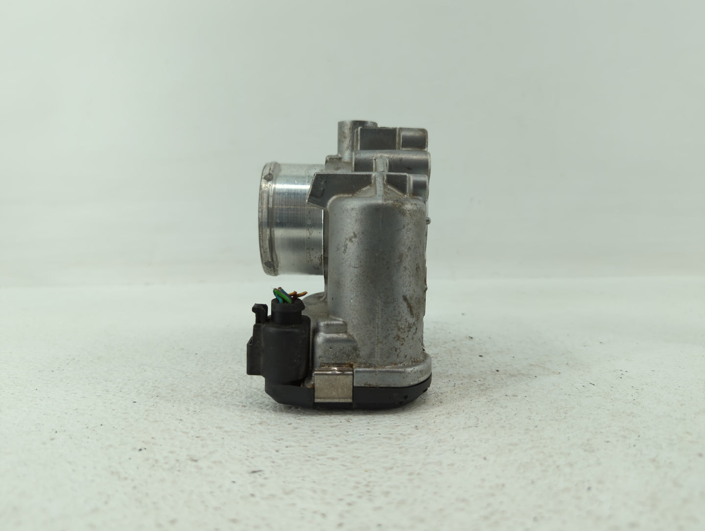2013-2016 Ford Escape Throttle Body P/N:7S7G-9F991-CA Fits Fits 2013 2014 2015 2016 2017 2018 2019 OEM Used Auto Parts - Oem