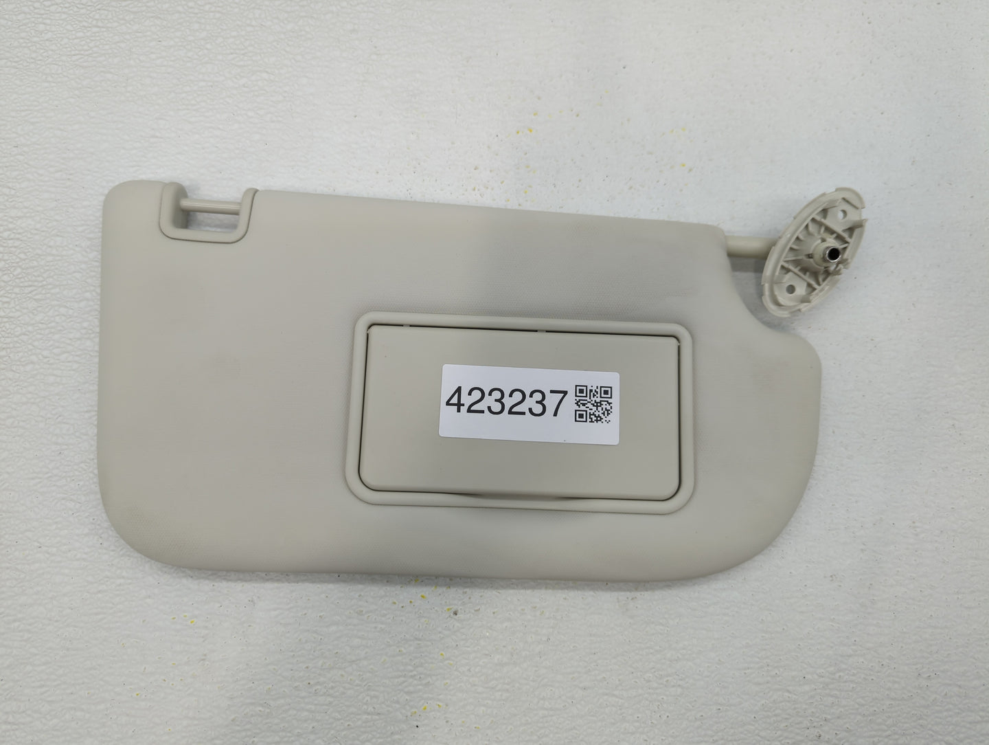 2013-2019 Ford Escape Sun Visor Shade Replacement Passenger Right Mirror Fits Fits 2013 2014 2015 2016 2017 2018 2019 OEM Us