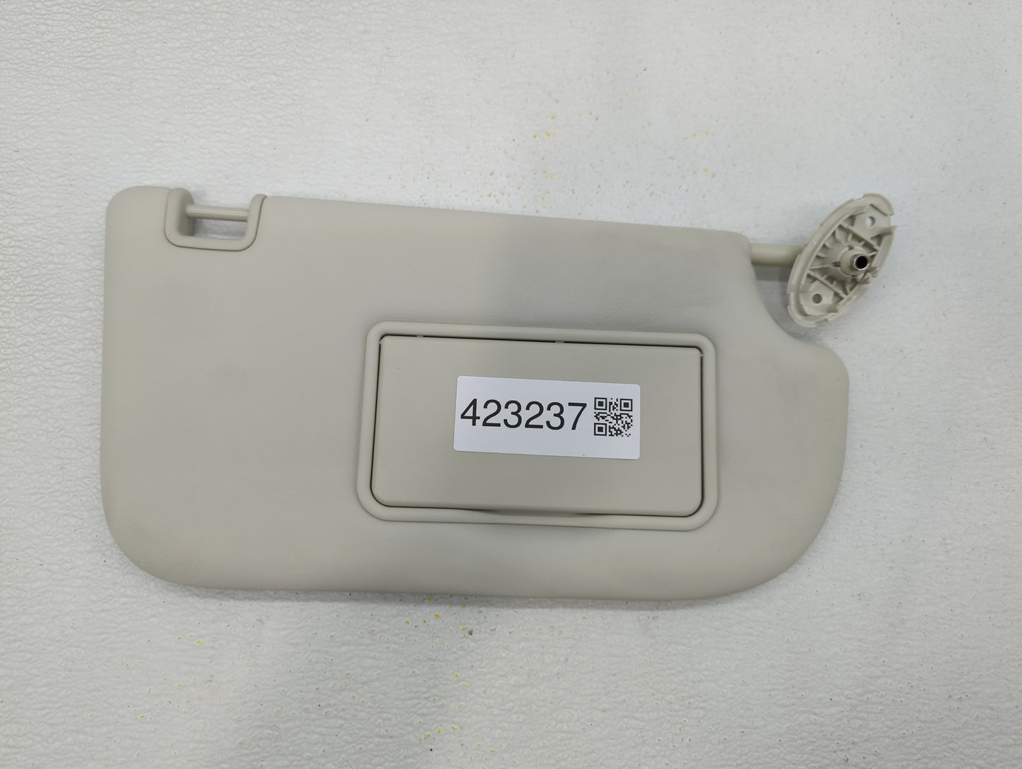 2013-2019 Ford Escape Sun Visor Shade Replacement Passenger Right Mirror Fits Fits 2013 2014 2015 2016 2017 2018 2019 OEM Us