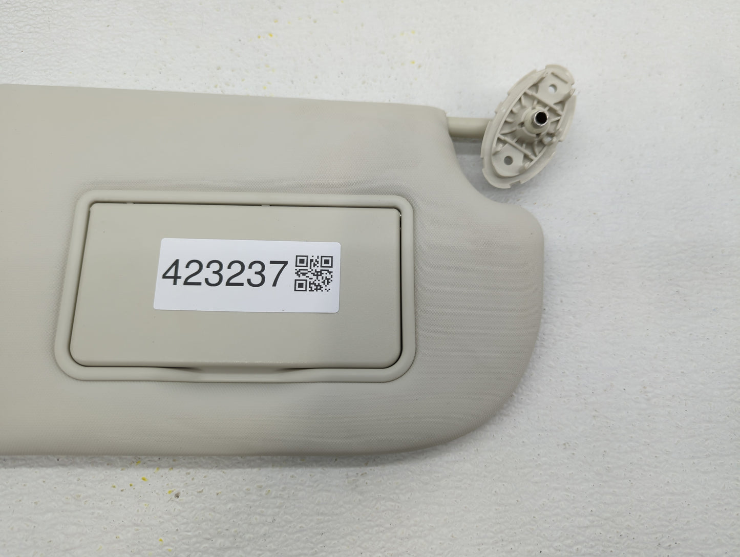 2013-2019 Ford Escape Sun Visor Shade Replacement Passenger Right Mirror Fits Fits 2013 2014 2015 2016 2017 2018 2019 OEM Us