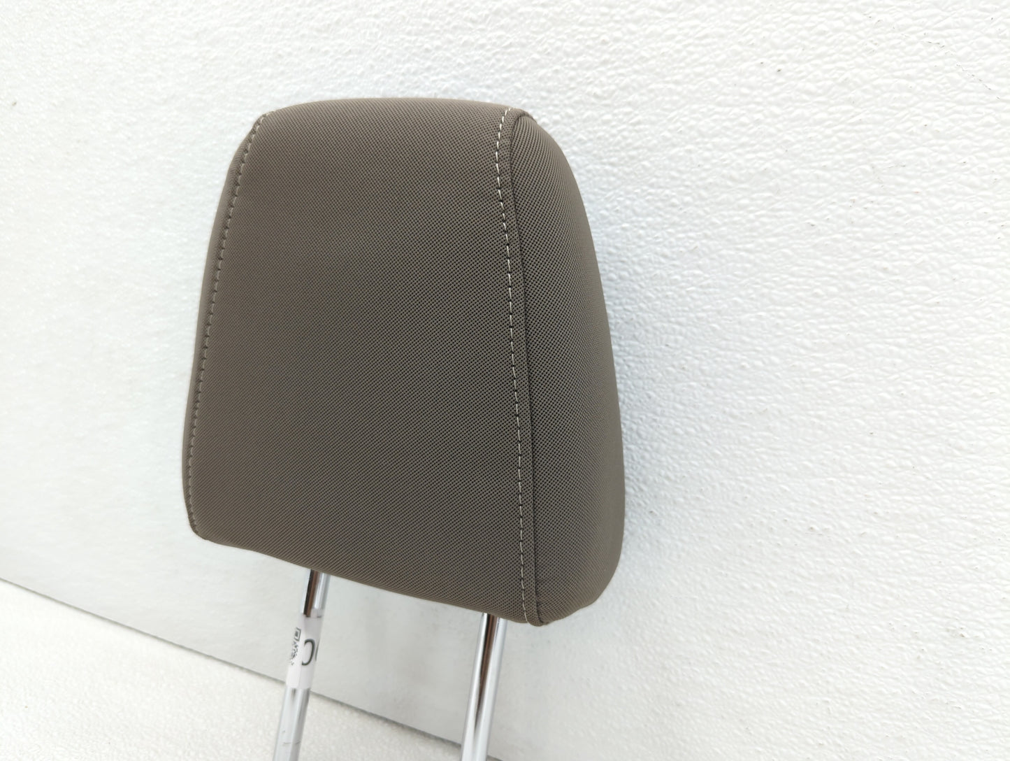 2013-2015 Ford Escape Headrest Head Rest Front Driver Passenger Seat - Oemusedautoparts1.com