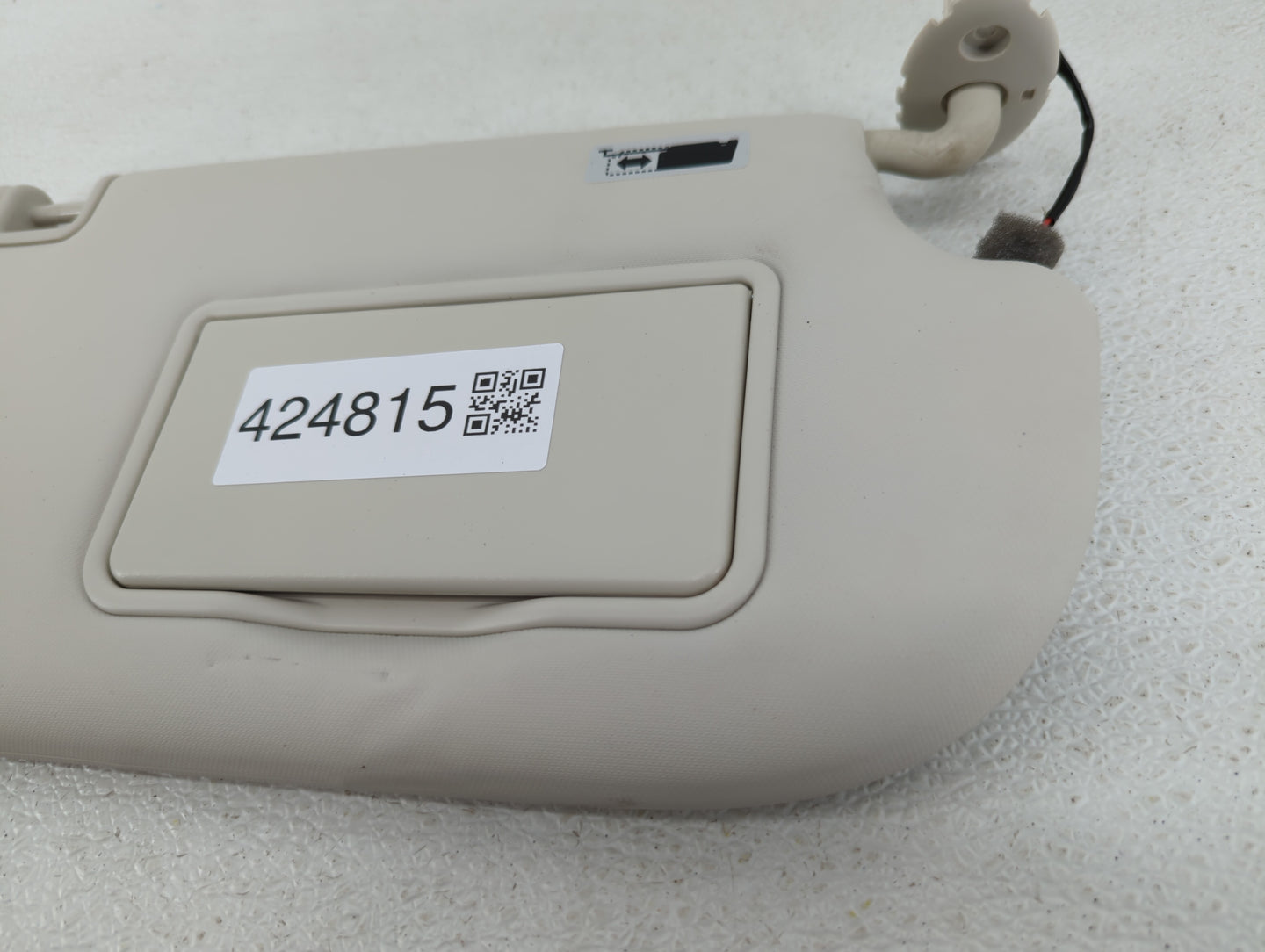 2013-2019 Ford Escape Sun Visor Shade Replacement Passenger Right Mirror Fits Fits 2013 2014 2015 2016 2017 2018 2019 OEM Us